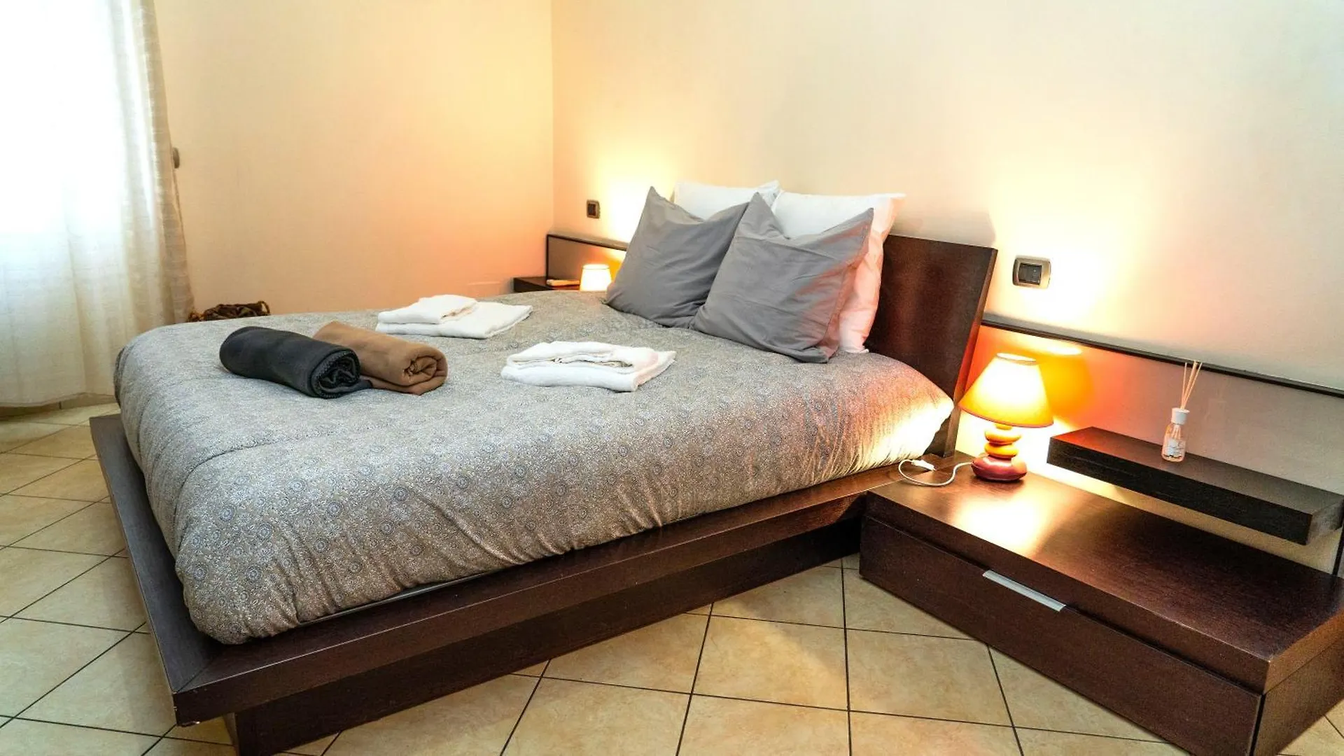Easy Rest - Affitti Brevi Italia Apartment Milan 0*,
